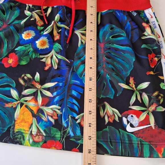 Nike Skirt with Tropical Floral Print - Picture 7 of 8